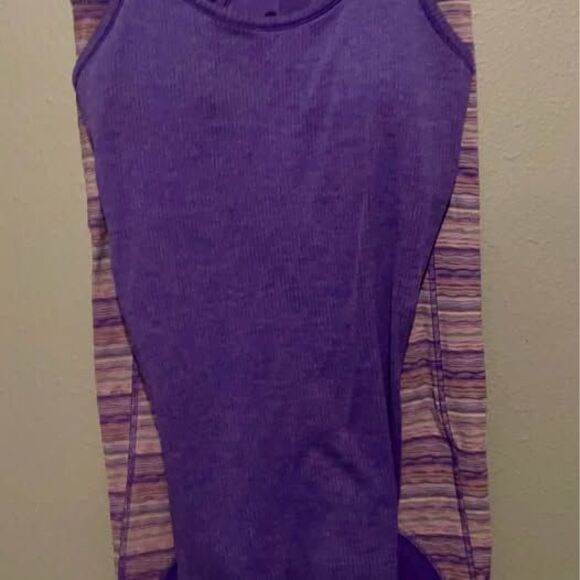 Lululemon  Purple Racerback Tank Top Size 8 Built-In Bra Small Flaw and leggings - Picture 1 of 8
